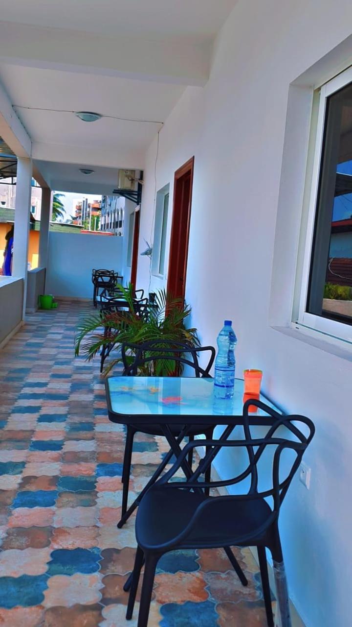 Namaste Hotel & Restaurant Libreville Exterior foto